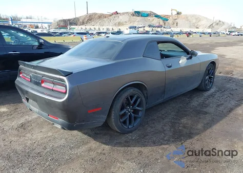 2019 Dodge Challenger Sxt z USA, uszkodzony, nr VIN 2C3CDZAG2KH612656